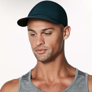Lululemon ultra light speed run hat